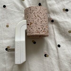 Bath and Body Works Wallflower plug in